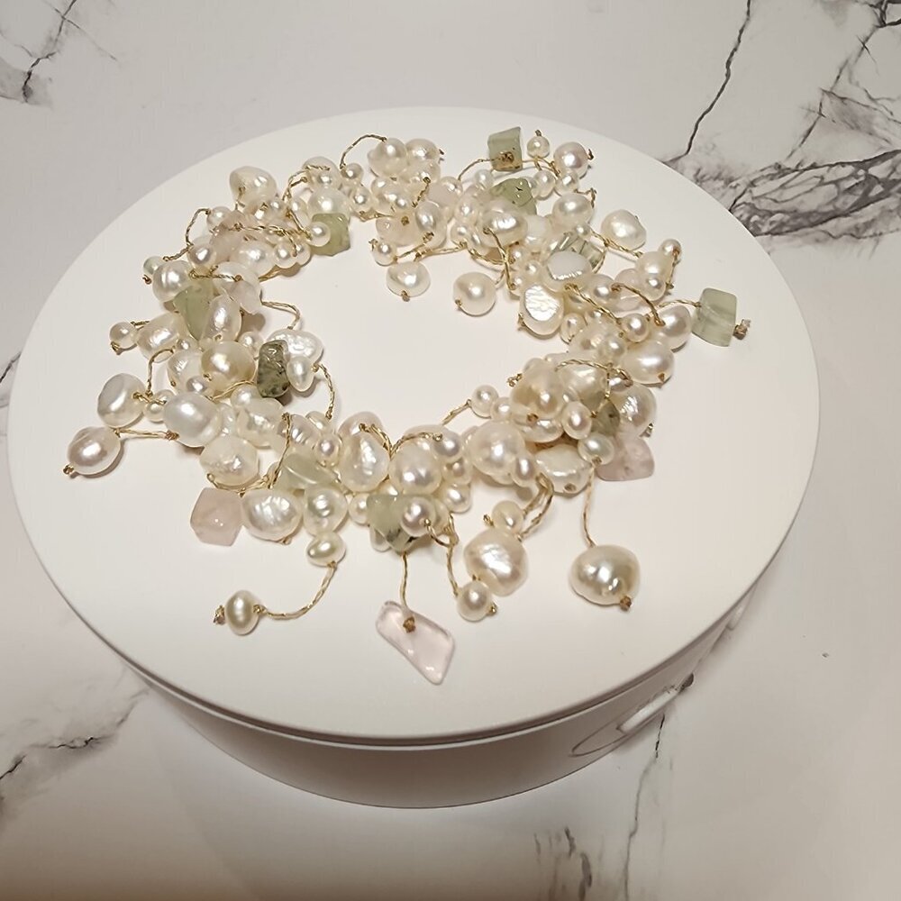 White Pearl Stretch Gold Tone Wire Bracelet - Picture 3 of 4